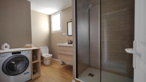 Photo de la galerie de l'établissement Appartement centre-ville proche lac, océan, vignes, à Lesparre-Médoc