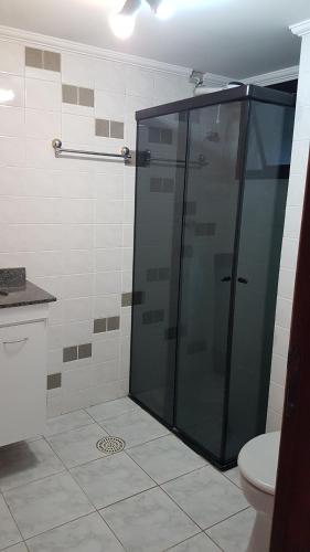 Et badeværelse på Apartamento Beira Mar II