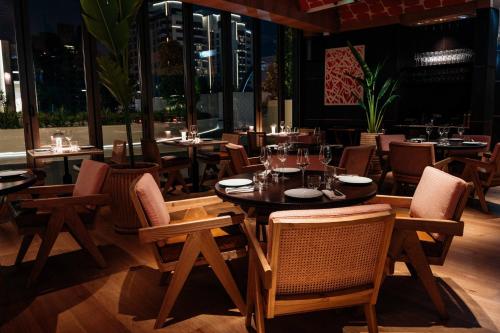 Posezení v ubytování The St. Regis Dubai, The Palm