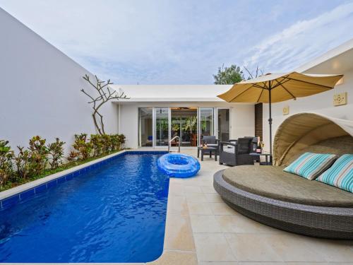 Bazén v ubytování Pool Villa Imadomari by Coldio Premium nebo v jeho okolí