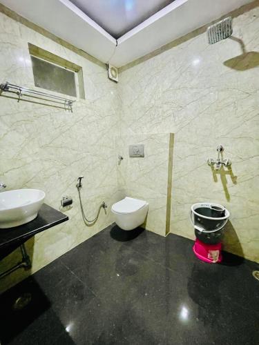 Hotel Skylight Silverkey by Madhav – Photos 3