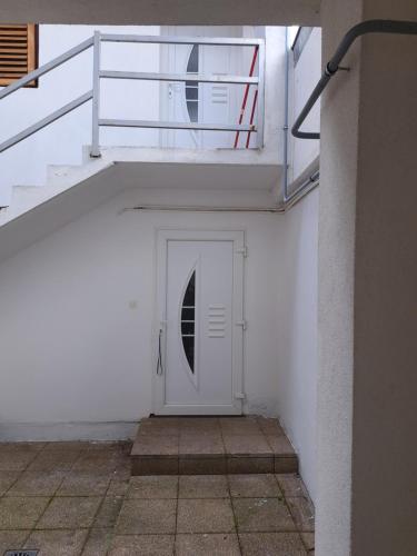 Jennifer.apartman.3 – Photos 4