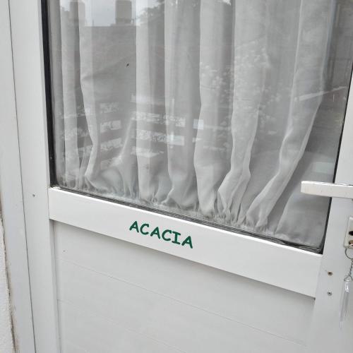 Acacia – Photos 5