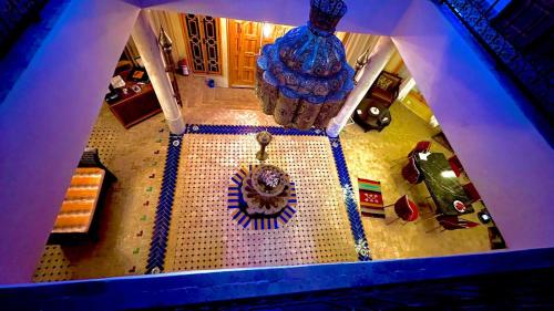 an overhead view of a tile floor in a house at Vue imprenable à Essaouira in Diabat