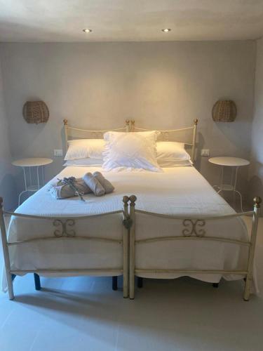 Postel nebo postele na pokoji v ubytování Bella Vista Guest House with Plunge Pool