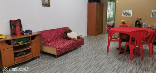 Gallery image of EBH2 Guesthouse in Kampong Alor Gajah