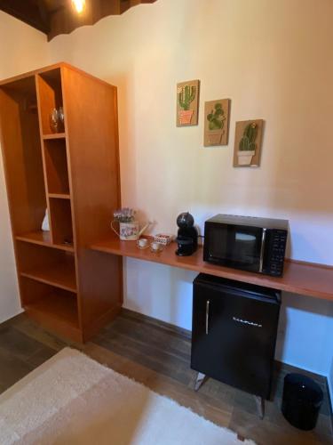 Una cocina o zona de cocina en Estalagem Andorinhas