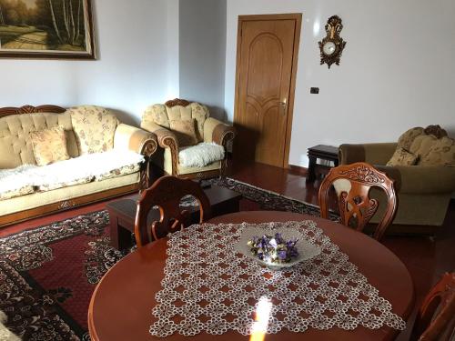 Seating area sa Vila DAENA