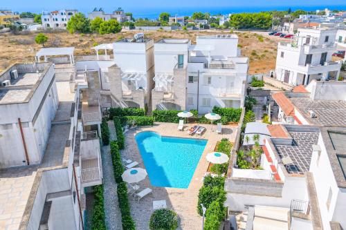 an aerial view of a villa with a swimming pool at Le Piscine RELAX in Nardò