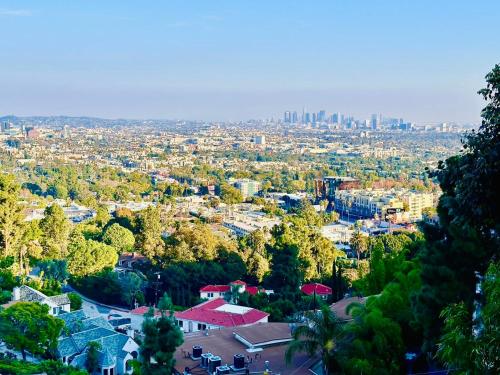 Gallery image of Hollywood Hills Haven-Guest House in Los Angeles
