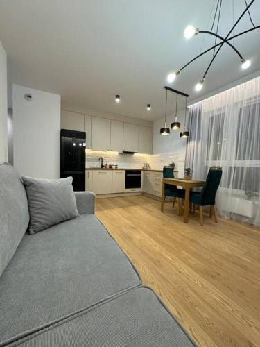 Nhà bếp/bếp nhỏ tại Forest Apart IV