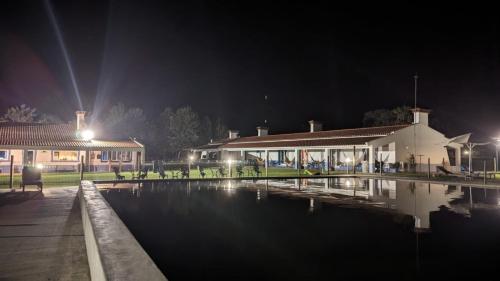 Bazén v ubytování Monte do Lago, Pegões nebo v jeho okolí