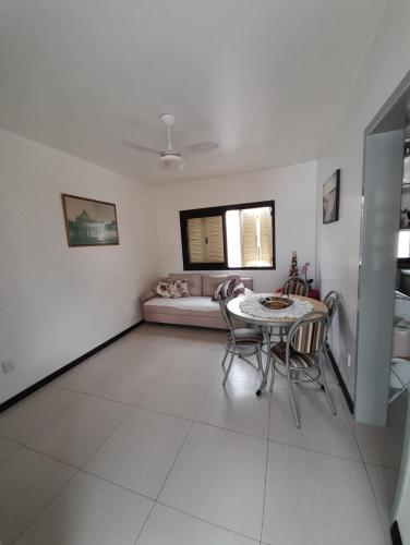 Et opholdsområde på Apartamento ótima localização