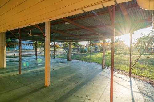an inside view of a building under construction at Hotel El Cocobolo Food&Rest Room 5 B&B WiFi AC Pkg Free Swimmingpool in Liberia