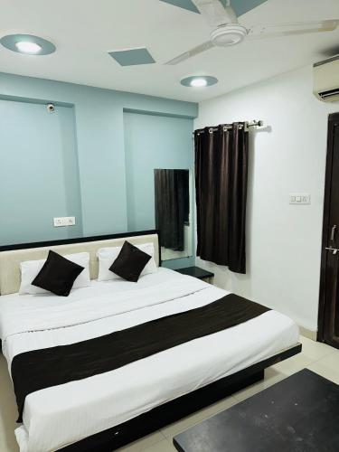 SAFFRON HOTEL & RESTRO – Photos 5