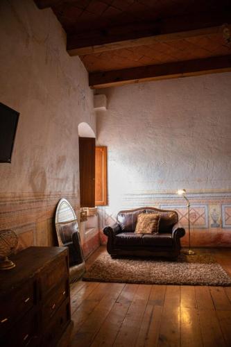 Кът за сядане в Habitación en casa del siglo XVI