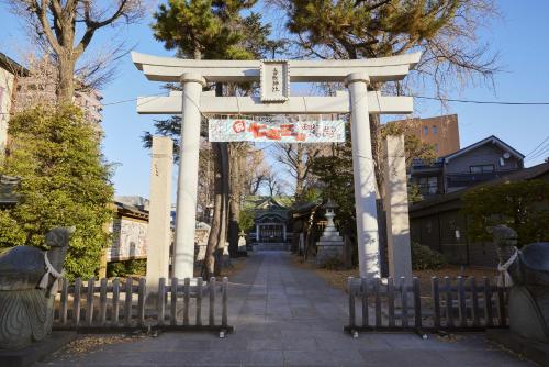 Gambar di galeri bagi Est house KAMEARI -Entire Tokyo House with Direct Bus Access to Airport and Disney in a Peaceful Local Neighborhood with 24 Hour Shops and Dining Options- di Tokyo