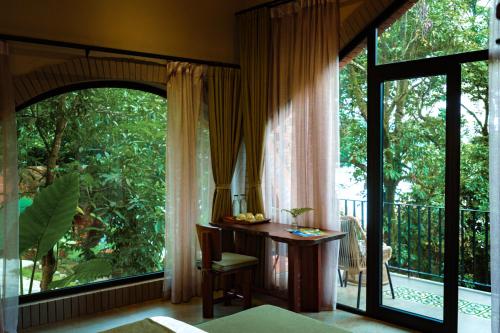 Κήπος έξω από το Maida Lodge