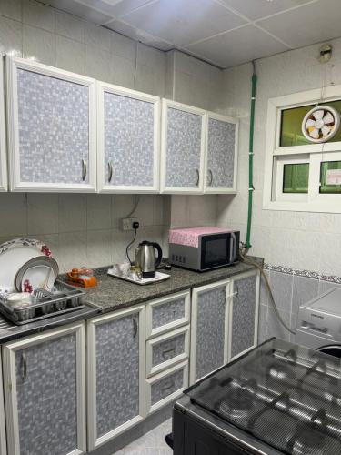 Köök või kööginurk majutusasutuses Discover Khorfkan