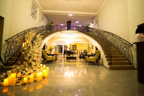 ED&DRE Luxuria Hotel – Photos 2