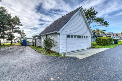 Harbor House – Photos 2