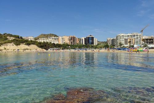 CALA ALTA modern apartment photo 12
