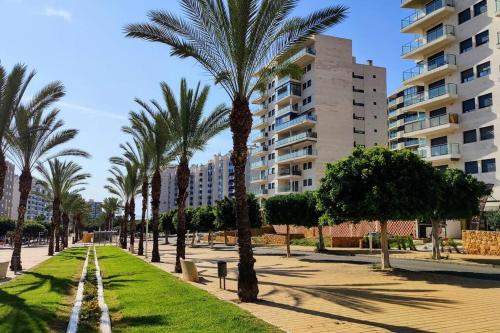 CALA ALTA modern apartment photo 8