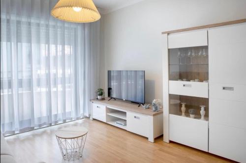 Belas Artes Apartment by LovelyStay