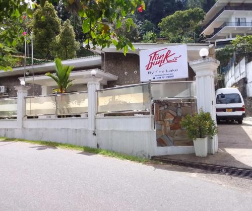 El edificio en el que está el hostal