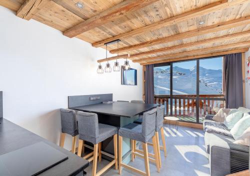 TV a/nebo společenská místnost v ubytování Val Thorens So Cocooon Silveralp 330
