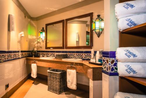 Un baño de Polana Serena Hotel