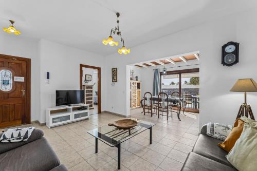 Villa Bezanilla - VipVipVillas