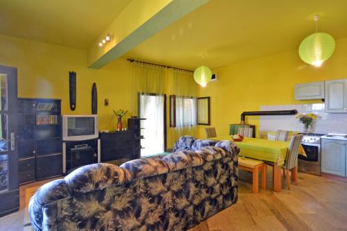 Apartments Maruzin