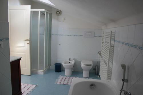 Phòng tắm tại B&B Al Borgo