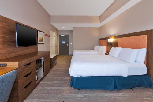 TV a/nebo společenská místnost v ubytování Hampton Inn Princeton