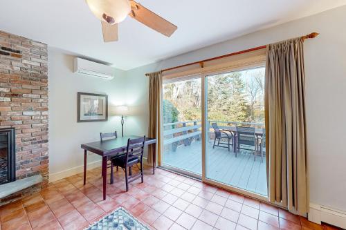 Φωτογραφία από το άλμπουμ του Trails & Beach Getaway σε North Falmouth
