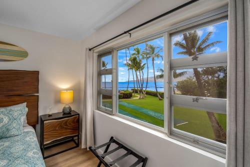 En eller flere senge i et værelse på 2 Bedroom 2 Bath Luxury Oceanfront Resort Vistas