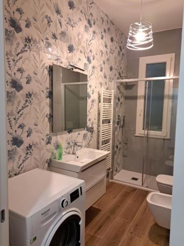 Ένα μπάνιο στο La casetta al mare di Bubi