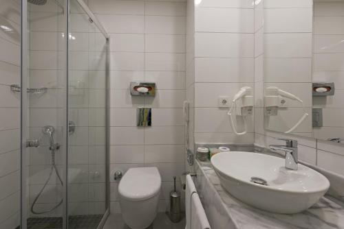 Ванная комната в Hotel Kaptan