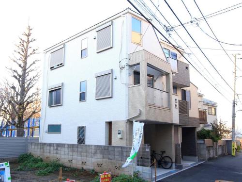 New building Shinjuku area town house