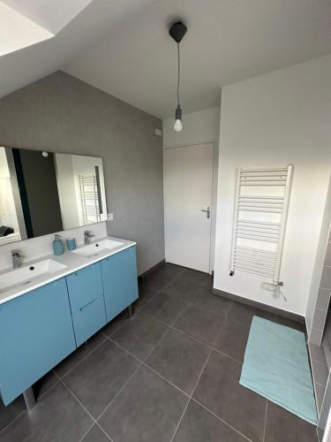 Photo de la galerie de l'établissement Appartement Montgermont, à Montgermont