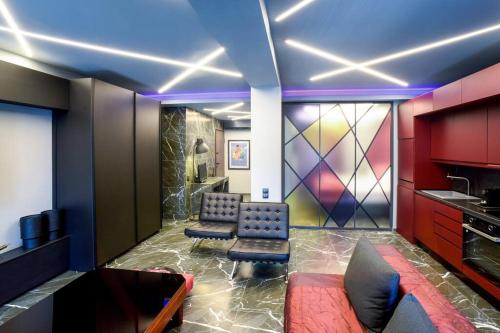 Luxury Apt A at Mitropoleos-Aristotelous square