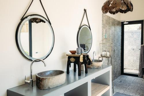 Bilik mandi di Safari Moon Luxury Bush Lodge