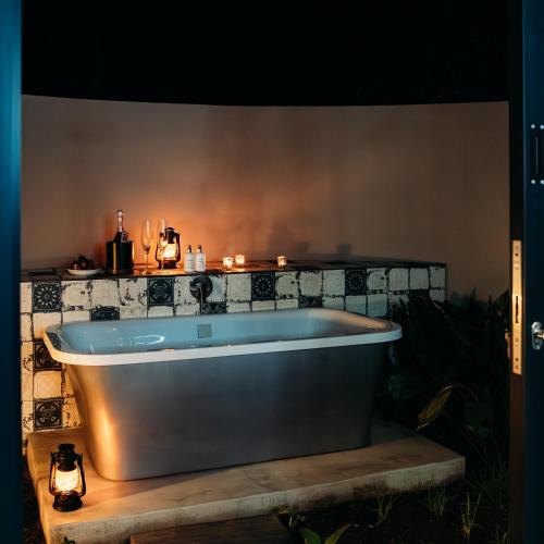 Gambar di galeri bagi Safari Moon Luxury Bush Lodge di Hoedspruit