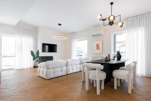 Phaedrus Living: Glyfada Seaview Luxury Penthouse