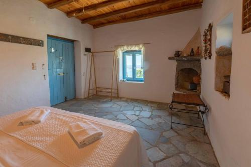 Ένα ή περισσότερα κρεβάτια σε δωμάτιο στο Harborview Sunset Serenity Villa