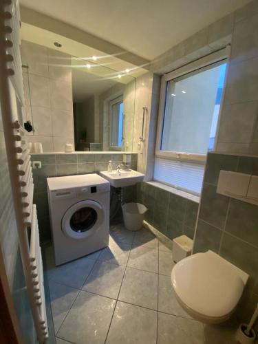 Ένα μπάνιο στο Apartments in der Rostocker Innenstadt