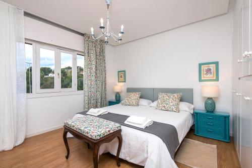 VILLA QUEEN FABIOLA, spacius home with private Pool in east Malaga