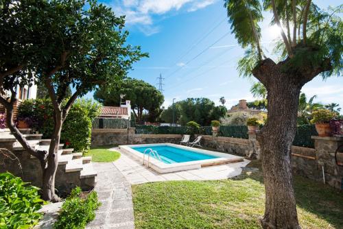 VILLA QUEEN FABIOLA, spacius home with private Pool in east Malaga