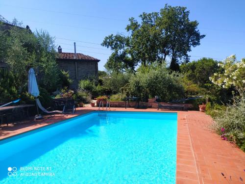villa con piscina "il collicello"
